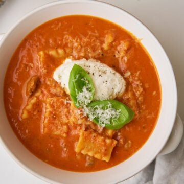 Viral TikTok Lasagna Soup with ricotta and basil.