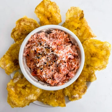 smoked salmon dip with plantain chips