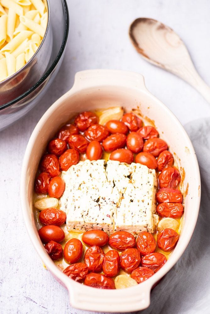 baked feta with tomatoes and garlic