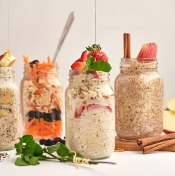 Overnight oats in jars