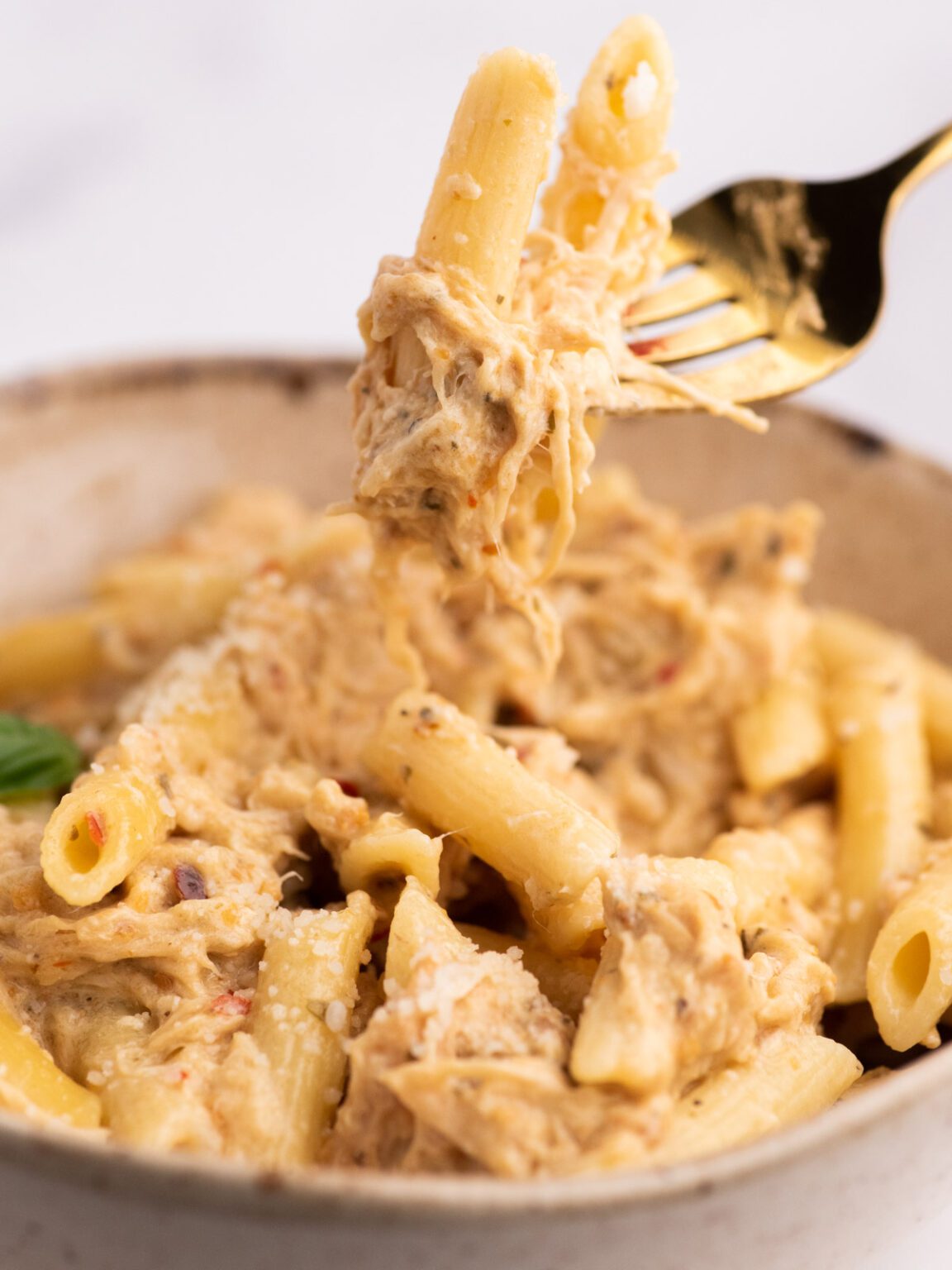 Buffalo Wild Wings Garlic Parmesan Chicken Pasta - TastyAZ
