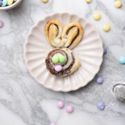 Easter bunny with puff pastry and Nutella.