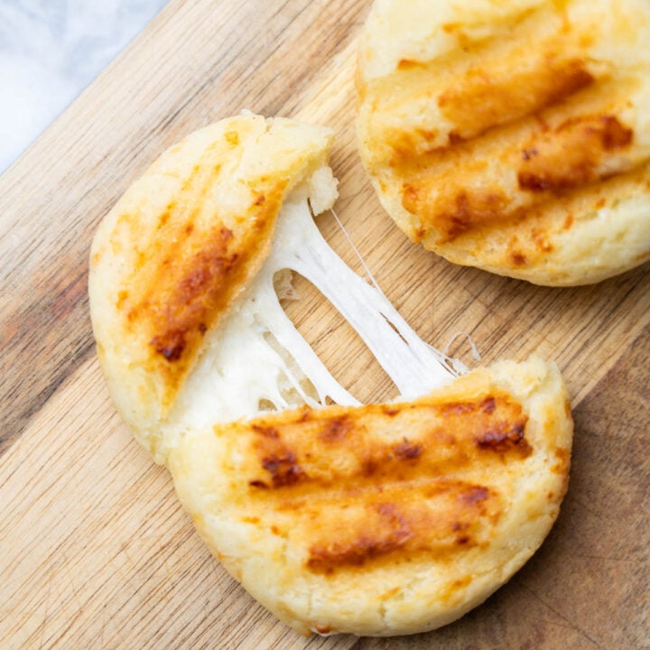 Colombian arepas de queso.